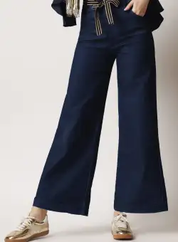 Blugi casual din denim albastri cu buzunare si cordon impletit