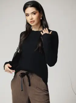 Bluza casual din tricot neagra cu franjuri