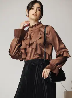 Camasa DY Fashion eleganta din satin maro cu volane