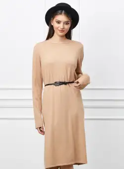 Rochie Corina bej din tricot cu striatii pe maneci si curea in talie