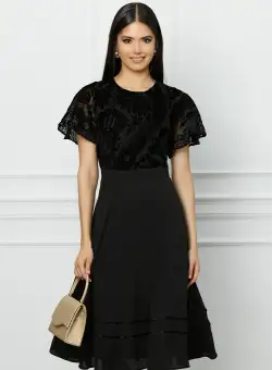 Rochie DY Fashion neagra cu insertii din catifea la bust