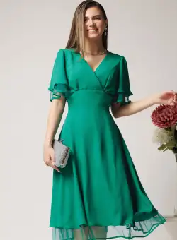 Rochie eleganta din crep verde cu volane din tull la maneci