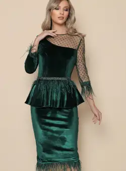 Rochie eleganta din satifea si tull la bust verde cu pene si peplum