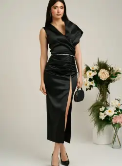 Rochie Moze de seara neagra cu perle in talie pe un umar