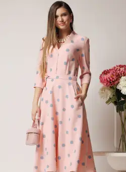 Rochie roz midi de zi cu buline gri si decolteu