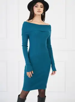 Rochie Sara turcoaz cu decolteu lasat pe umeri