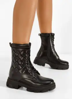 Bocanci dama negri Bavia