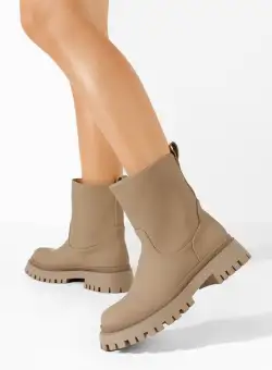 Ghete dama Monrovia kaki