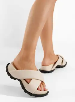 Papuci cu platformă Ariola bej