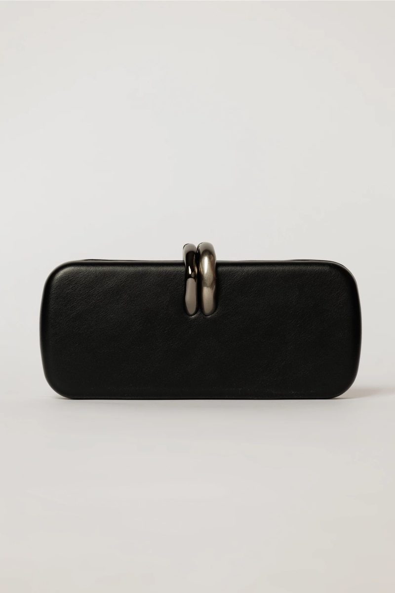 Clutch elegant negru cu inchidere metalica dubla