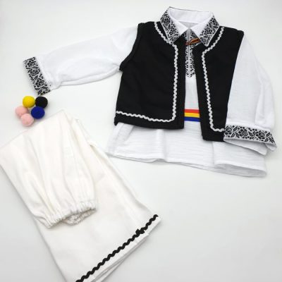 Compleu traditional baietel Remus 2