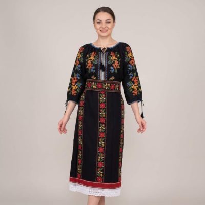 Costum popular format din catrinta , brau si ie - Livia