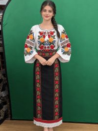Costum popular format din catrinta , brau si ie - Robertina 4