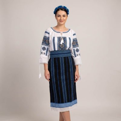 Costum popular format din catrinta , brau si ie - Sandica 5