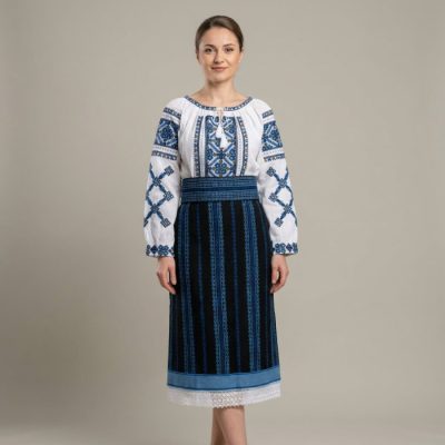 Costum popular format din catrinta , brau si ie - Sandica 5