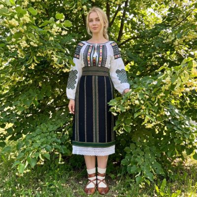 Costum popular format din catrinta , brau si ie - Vanida 2