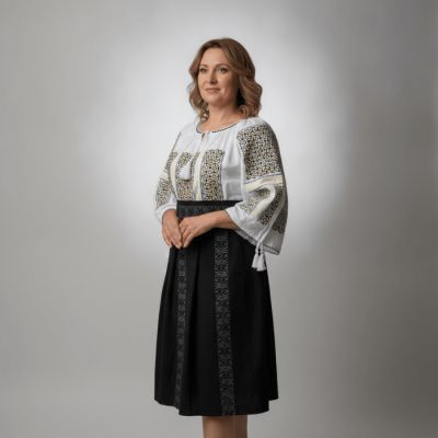 Costum Traditional Dama - Rodica 19