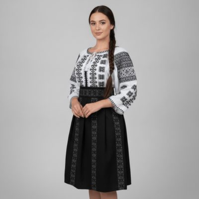 Costum Traditional Dama - Rodica 20