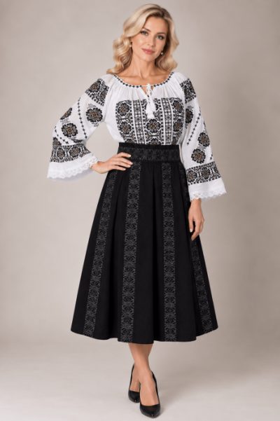 Costum Traditional Dama - Rodica 29