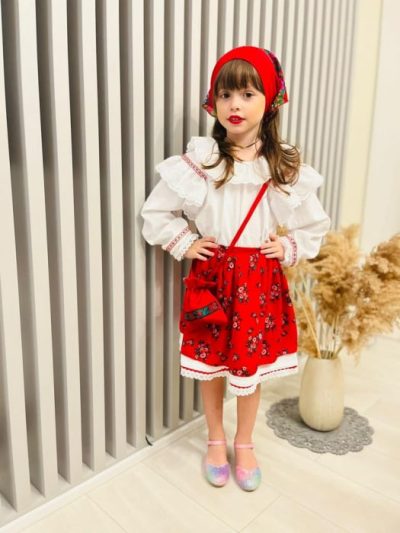 Costum Traditional Fetite Mariuca 2