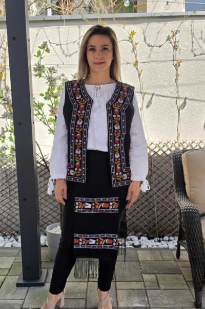 Costum Traditional Vesta si Fote Suzi