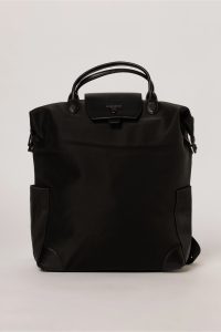 Geanta maxi neagra tip rucsac cu buzunare laterale