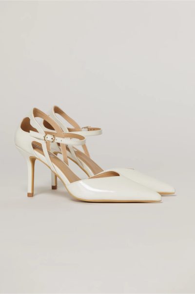 Pantofi eleganti albi aspect lucios cu bareta si decupaj lateral