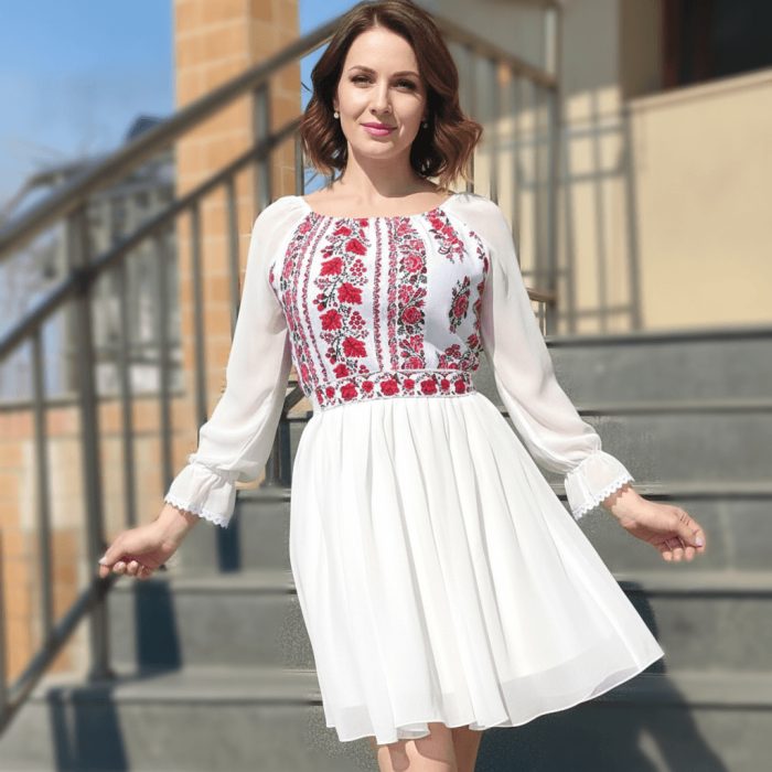 Rochie Traditionala Elena 8