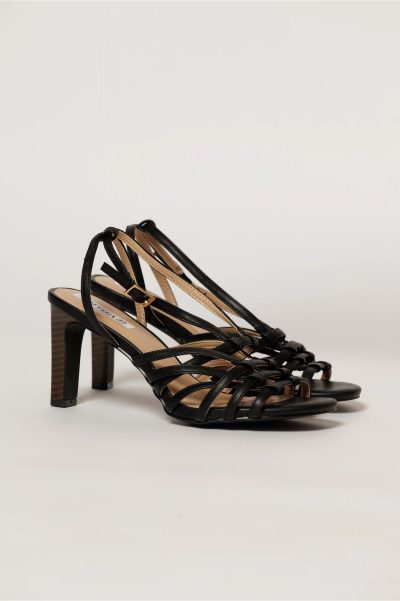 Sandale negre elegante cu barete subtiri impletite