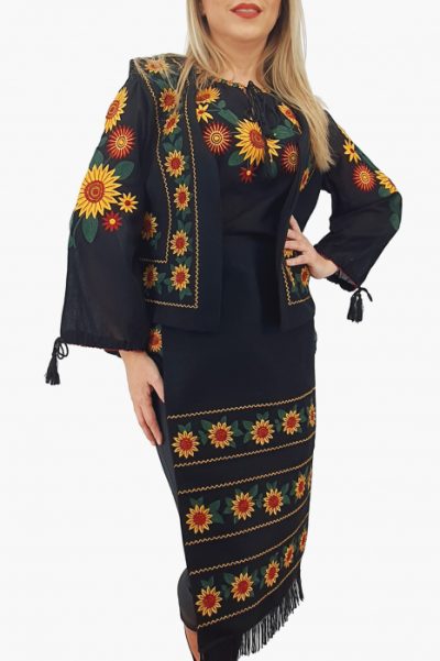 SET - 2 Fote brodate cu model traditional 2