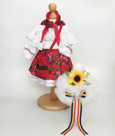 Set Botez Traditional a    Costum Traditional Fetite Floral - 2 piese   costumas si lumanare
