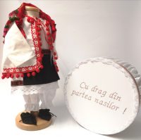 Set Botez Traditional a,     Delia a,     2 piese   costumas si cufar brodat