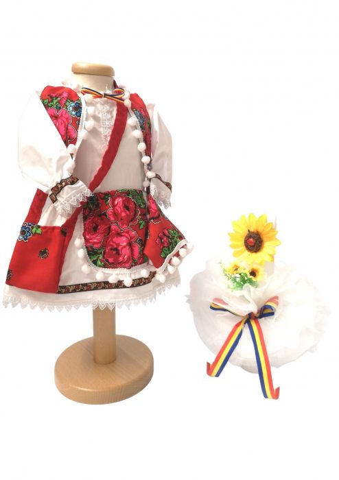 Set Botez Traditional a,     Manuela a,     2 piese   costumas si lumanare