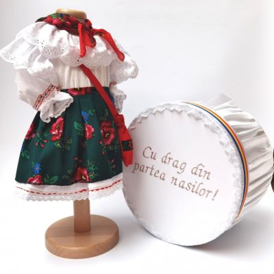 Set Botez Traditional - Adeline 3 - 2 piese   costumas si cufar brodat