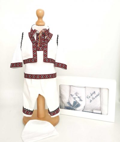 Set Botez Traditional Adi 12a    2 piese   costumas traditional si trusou brodat