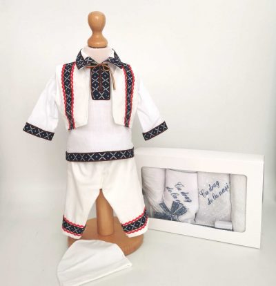 Set Botez Traditional Adi 7 a    2 piese   costumas traditional si trusou brodat