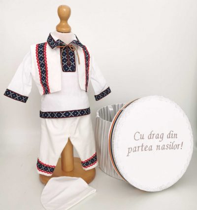 Set Botez Traditional Adi 9 a    2 piese   costumas traditional si cufar brodat botez