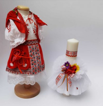 Set Botez Traditional - Marina 5 - 2 piese  Botez Traditional : costumas si lumanare