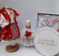 Set Botez Traditional Marina 9 - 4 piese   costumas, lumanare, trusou si cufar