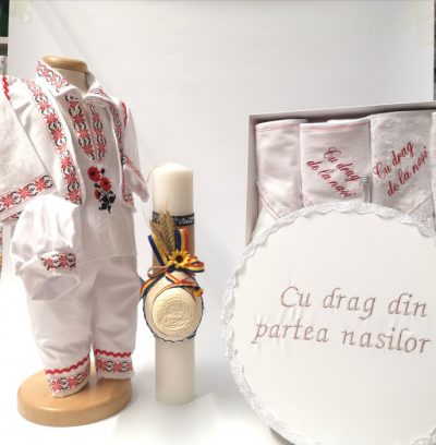 Set Botez Traditional Raul 11 - 3 piese   Botez Traditional: trusou, lumanare, costumas