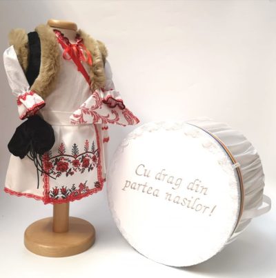 Set Traditional Botez  Fetita - Costumas + Cutie trusou 3