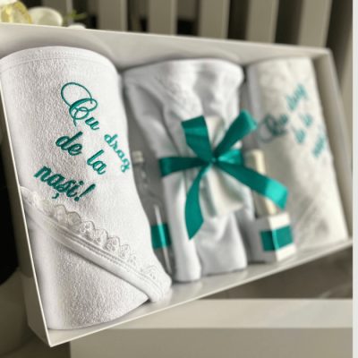 Trusou Botez format din 8 piese culoare Turcoaz