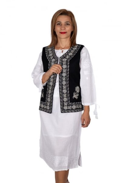 Vesta brodata cu model traditional Alina 19