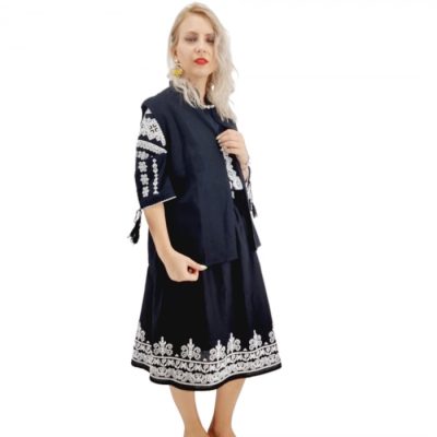 Vesta Neagra simpla Dama